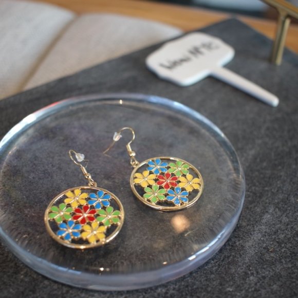 New 18K Gold plated Colorful flower hoop earrings - Picture 6 of 8